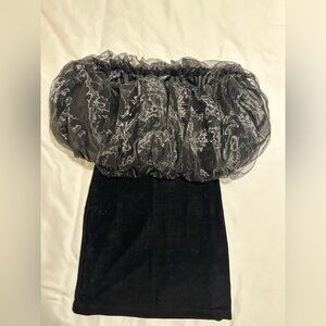 Zara Black Ruffled Top